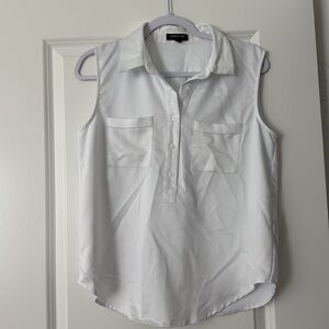 Kenneth Cole Women's White Sleeveless Collar Shirt Front pockets Top size Medium